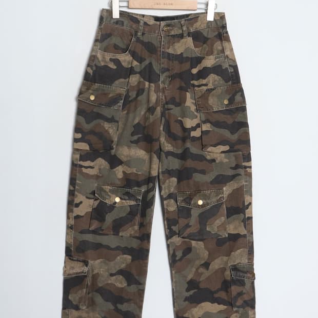 MADE EXTREME Multi Cargo Pant (29)