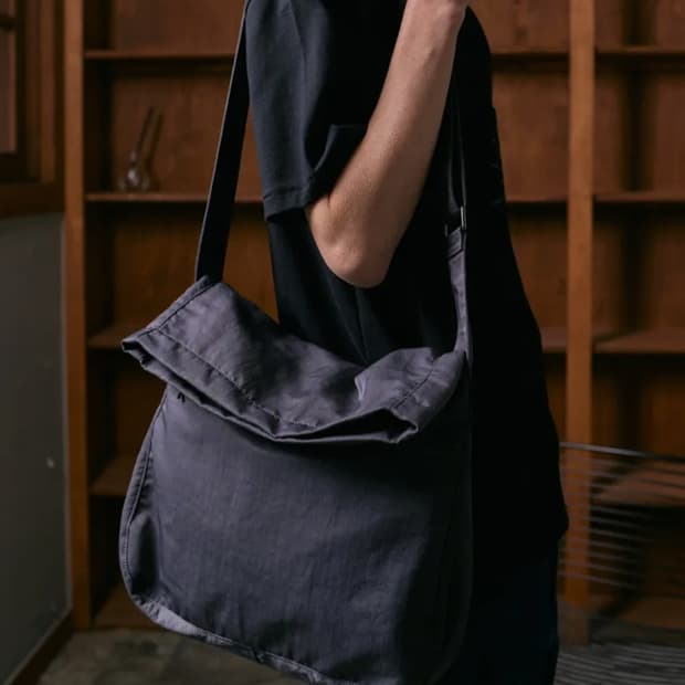 폴디드 크로스백