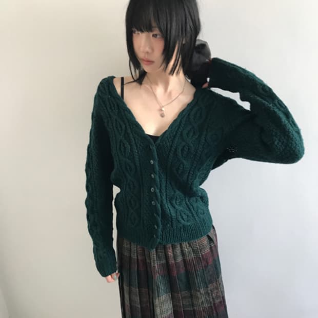 Twist button v cardigan(green)
