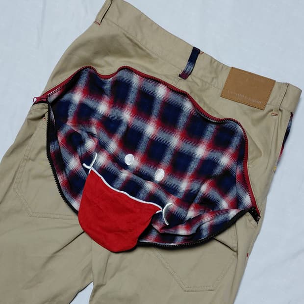 업스마일(UP!SMILE) 시그니처 지퍼 디테일 치노 팬츠 (79사이즈)