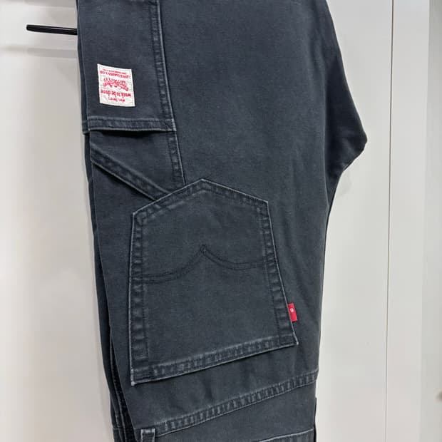 [32x30] 리바이스 568 더블니 카펜더 워크팬츠 블랙