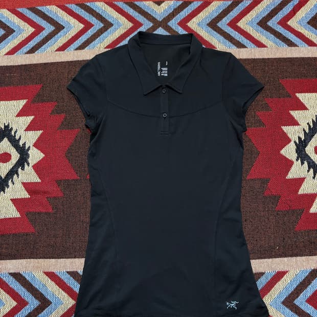 아크테릭스 14ss motive 기능성 반팔 카라티