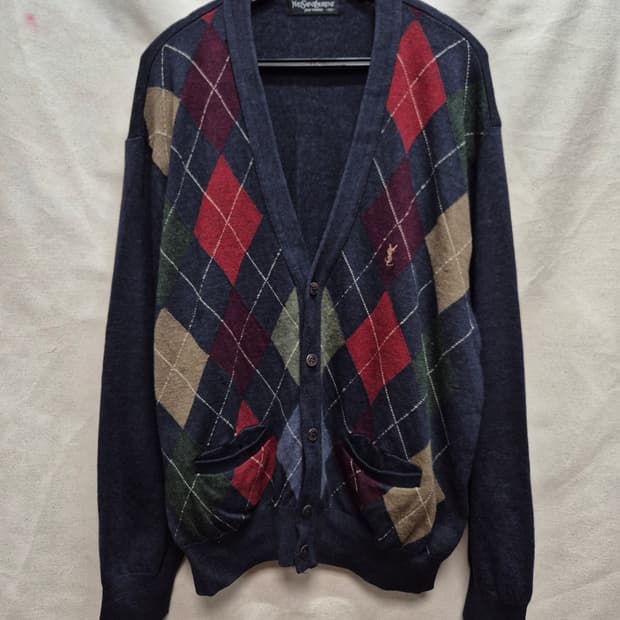 입생로랑 아가일 가디건