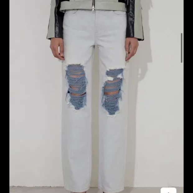 (새상품)솔티페블 saltypebble DESTROYED Jeans