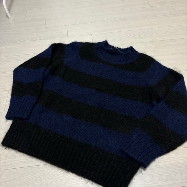 COS 코스 모헤어 스트라이프 니트 S(95)