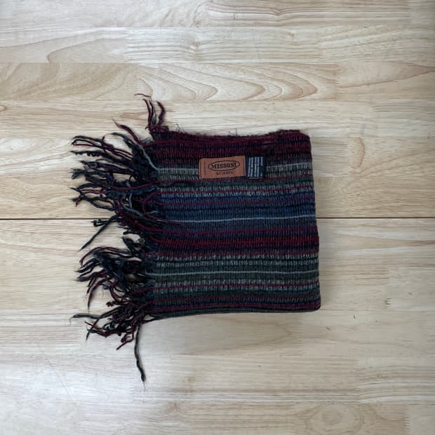 미쏘니 스트라이프 머플러