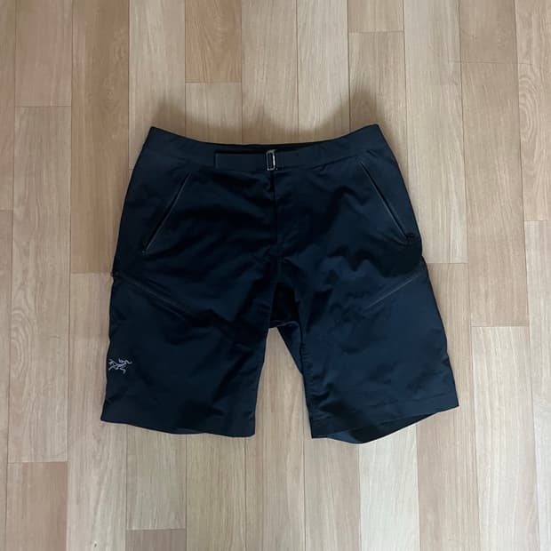 아크테릭스 감마 퀵 드라이 쇼츠 34