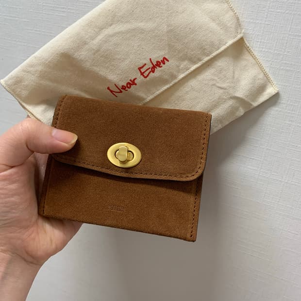 니어이든 스웨이드 턴락 반지갑