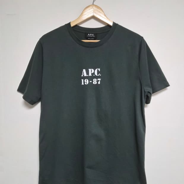 APC아페쎄 가슴로고 반팔 티셔츠 L - T122