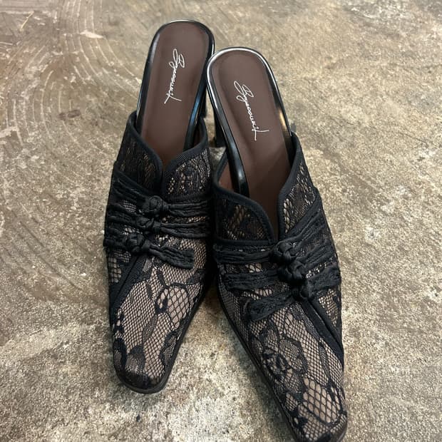 uborya heel
