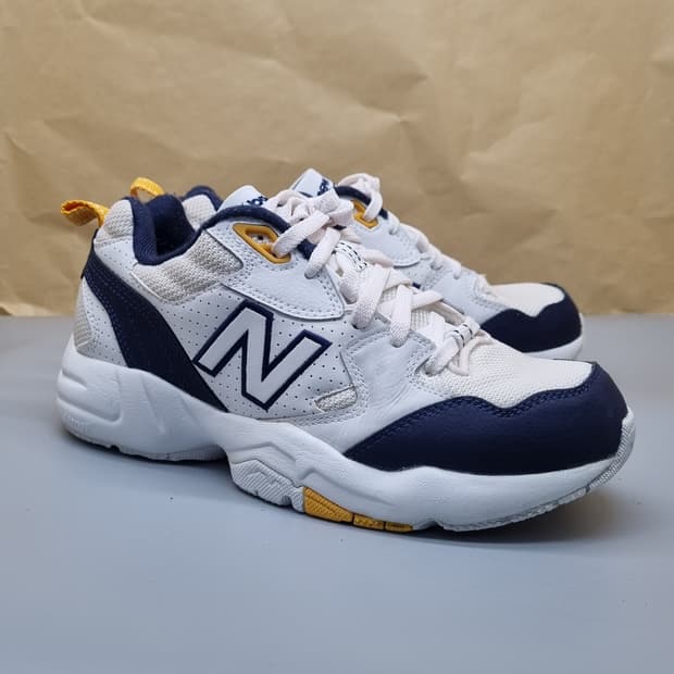 뉴발란스 708 운동화250 