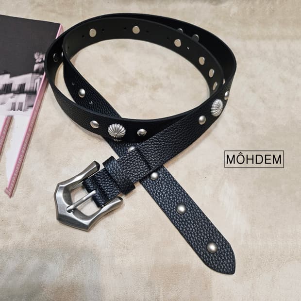 [Unisex] 플라워 찡 스터드 소가죽 벨트