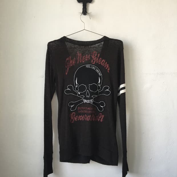 Back skull point cardigan