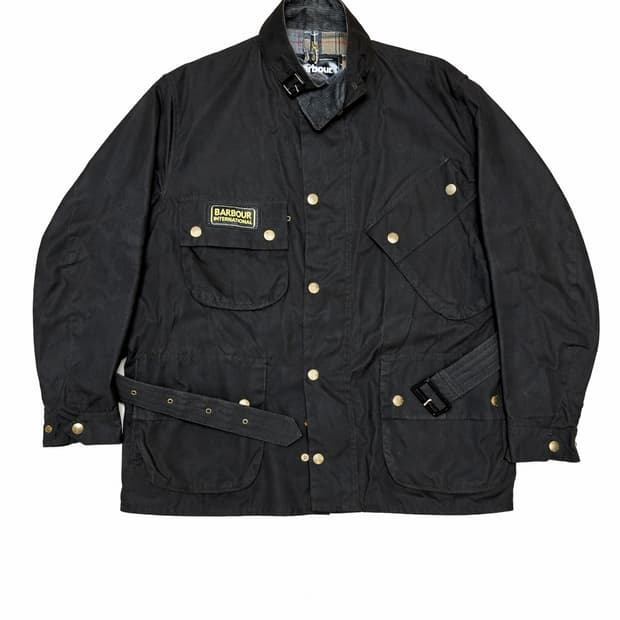 바버 인터네셔널 a7 42사이즈