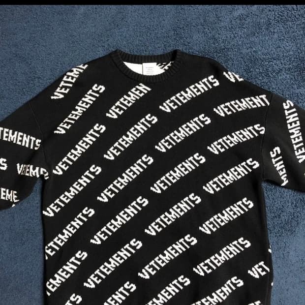 베트멍 멀티로고 니트