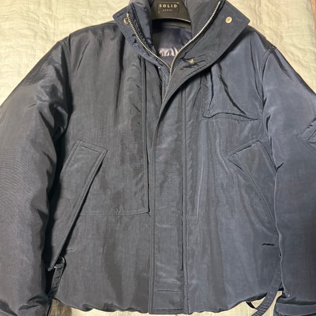 솔리드옴므 125숏패딩 네이비