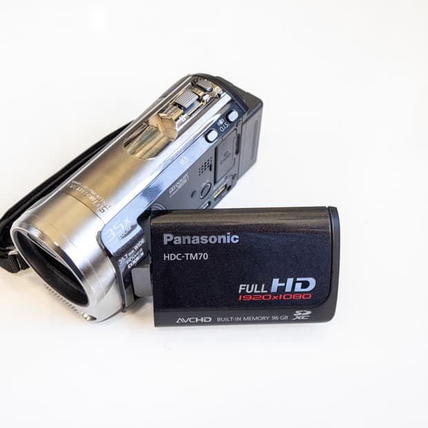Panasonic HDC-TM70-K / 빈티지 디지털 캠코더 