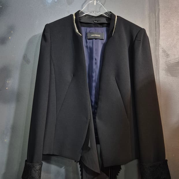 쉬즈미스 블랙 레이스 배색 자켓 S