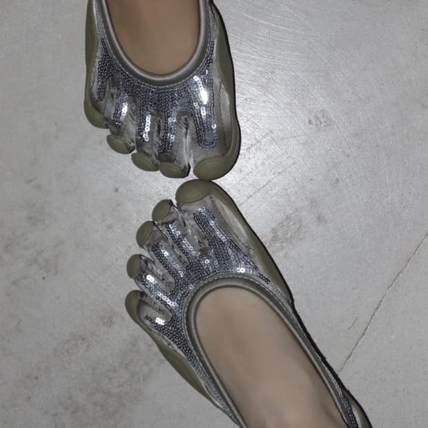 Anemonia 스팽글 비브람 슈즈