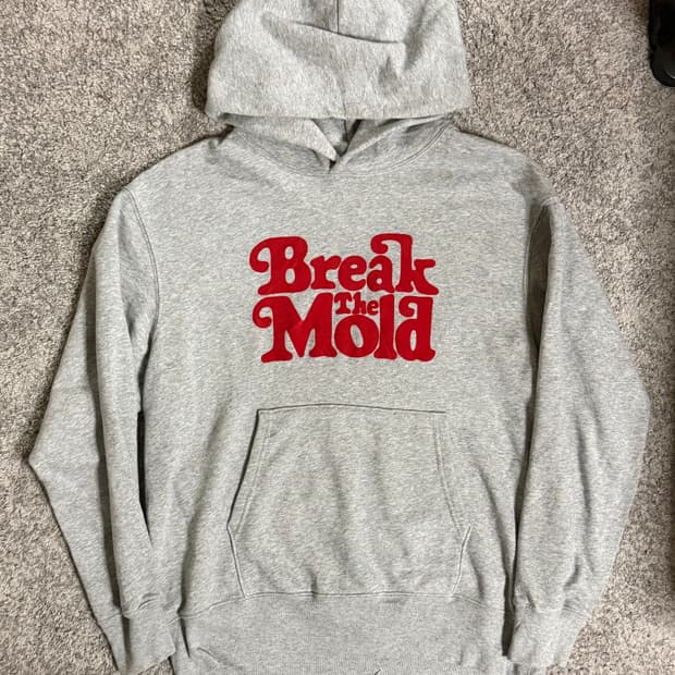 유니클로 Verdy 후드티