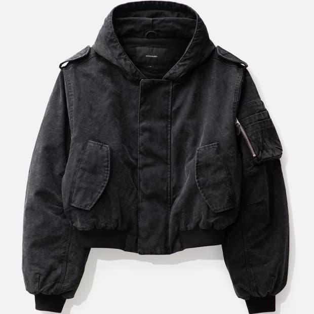 엔타이어 스튜디오 w2 봄버 판매