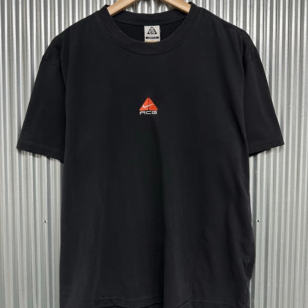 [L] 나이키 ACG 블랙 로고 반팔 티셔츠