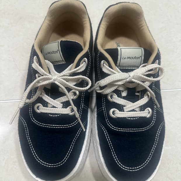 르무통 네이비 운동화
