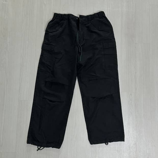 999휴머니티 나일론 팬츠