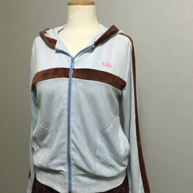 나이키 하늘색 벨벳 트랙탑 후드집업 극희귀 대장 핀터깔달천깔 stc진리