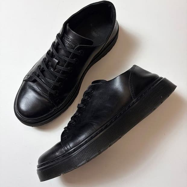 닥터마틴 17AW 단테 6홀 스니커즈 Q1453