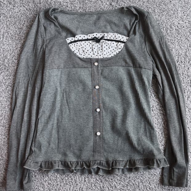 쿠앤크 공겜여주 상의