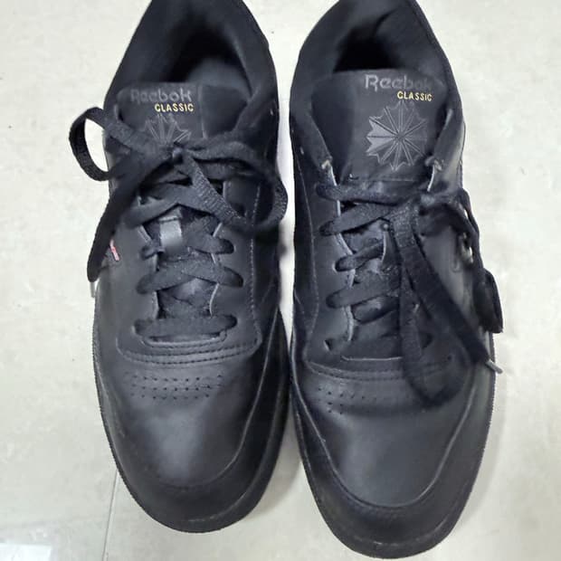 리복 클럽C85 275사이즈