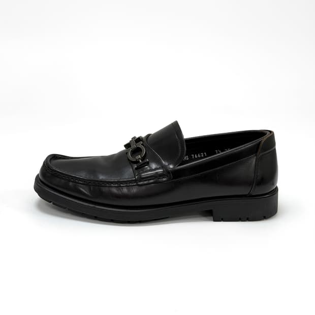 페라가모 간치니 레더 비트 로퍼