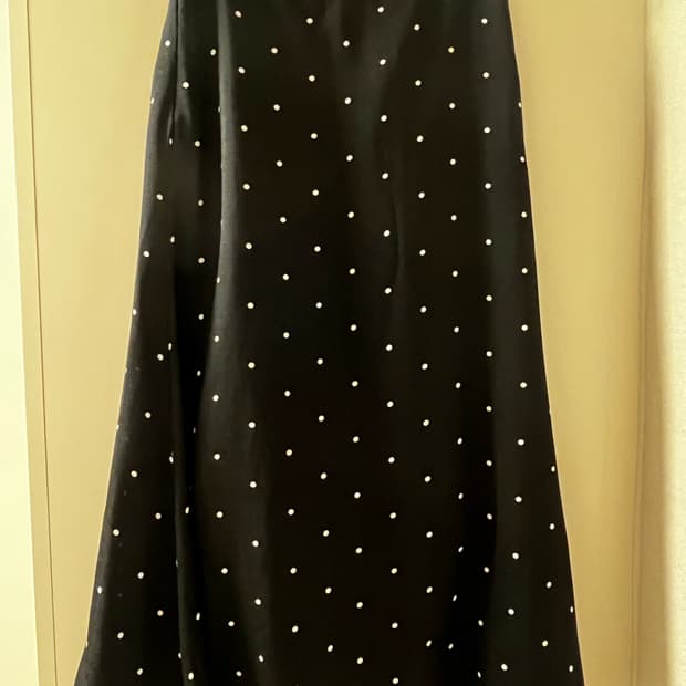 Dot long skirt