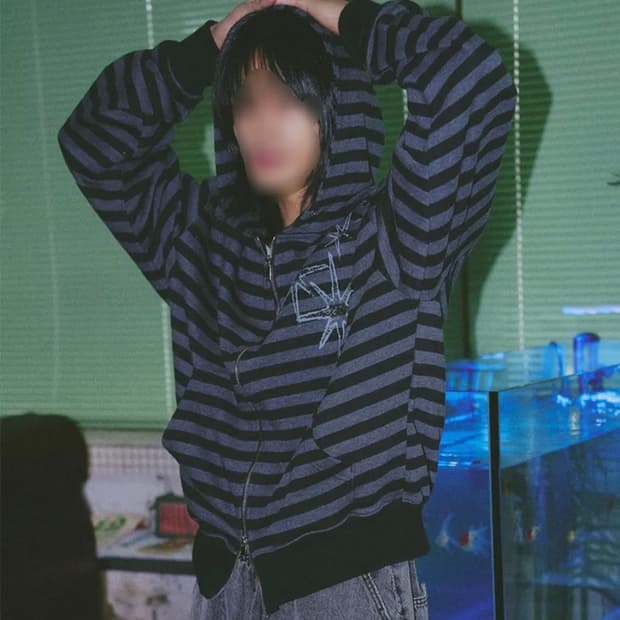 언타이틀 스트라이프 후드집업