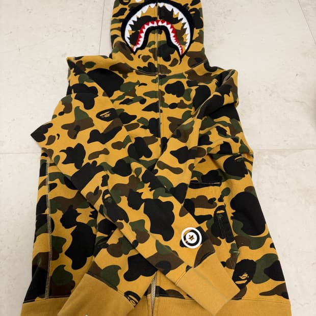 베이프 황계 M사이즈