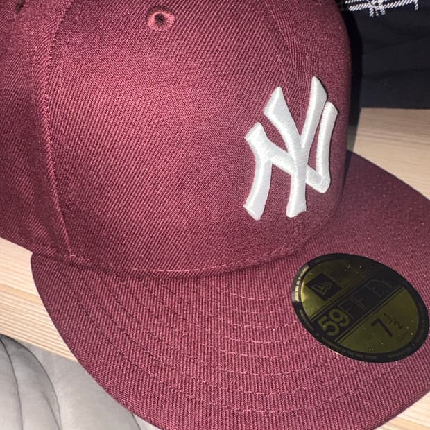 뉴에라 59FIFTY 뉴욕 양키스 버건디 7 1/2