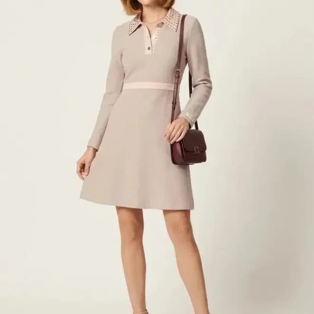 산드로 스터드 배색 카라 원피스 44반