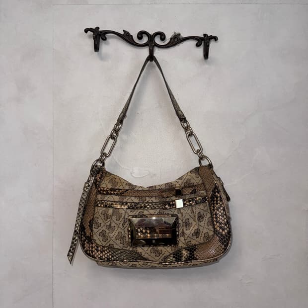 Guess brown logo ribbon buckle 숄더백