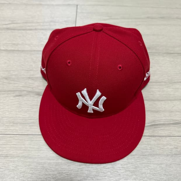 뉴에라 캡 레드