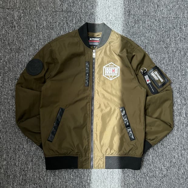 M. Holiday 카키 항공점퍼 