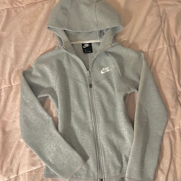 나이키 여성 슬림핏 테크팩 후드집업