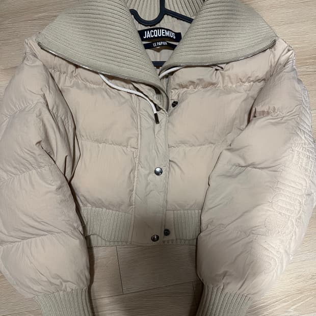 자크뮈스 크롭패딩 34 (지수착용)