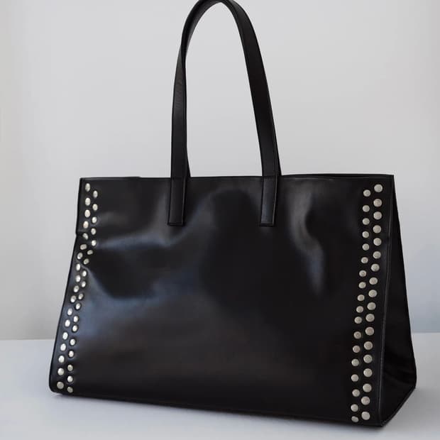 기마구아스 Maxi Shopper 스터드 맥시 쇼퍼백/블랙