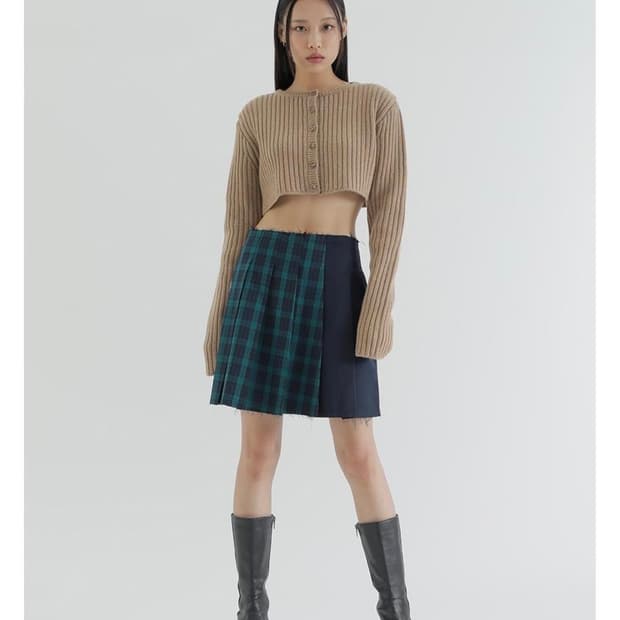 큐리티 메탈릭 크롭니트 볼레로