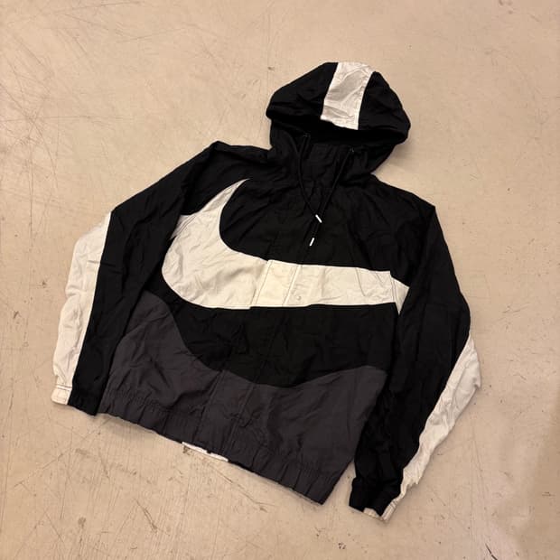 나이키 빅스우시 투톤 바람막이