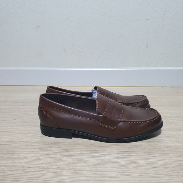 락포트 브라운 페니로퍼 275