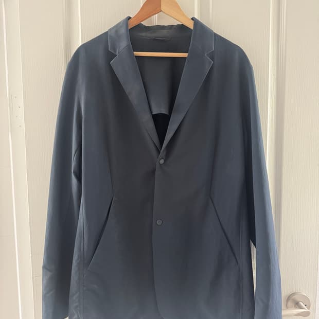 룰루레몬 뉴 벤처 블레이저 네이비 XL