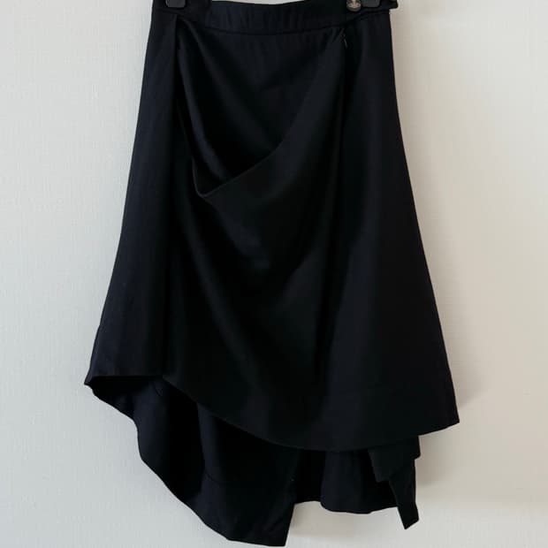 비비안웨스트우드 캐시미어 언밸런스 스커트 38