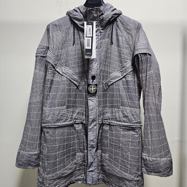 스톤아일랜드 REFLECTIVE GRID ON LAMY-TC 자켓